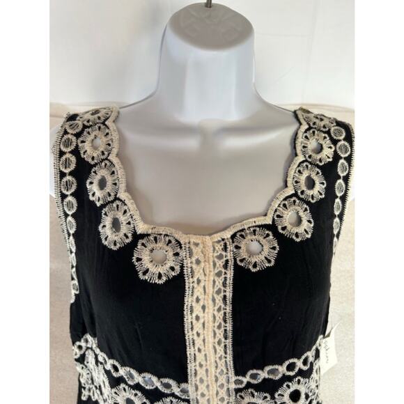 New. Sapphire Boho Lace Ladies Oversized Top. Detailed Lace. Holiday Size Small - Picture 2 of 8